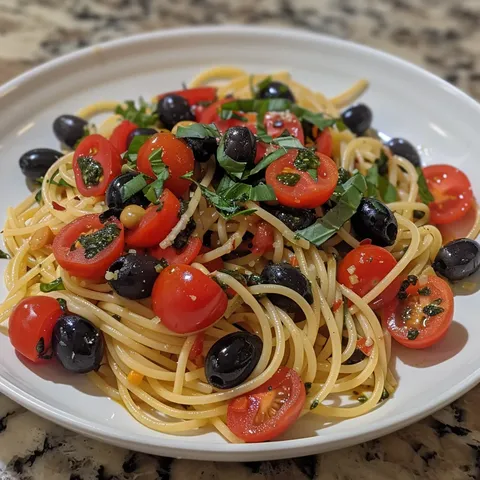 Tomates olives spaghettis